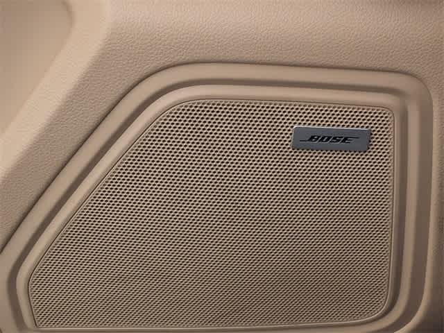 Thumbnail: 2021 Porsche Macan - 32