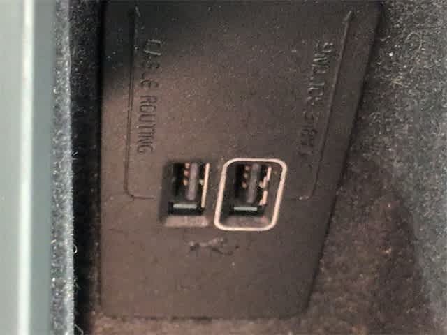 Thumbnail: 2018 Volvo XC60 - 34