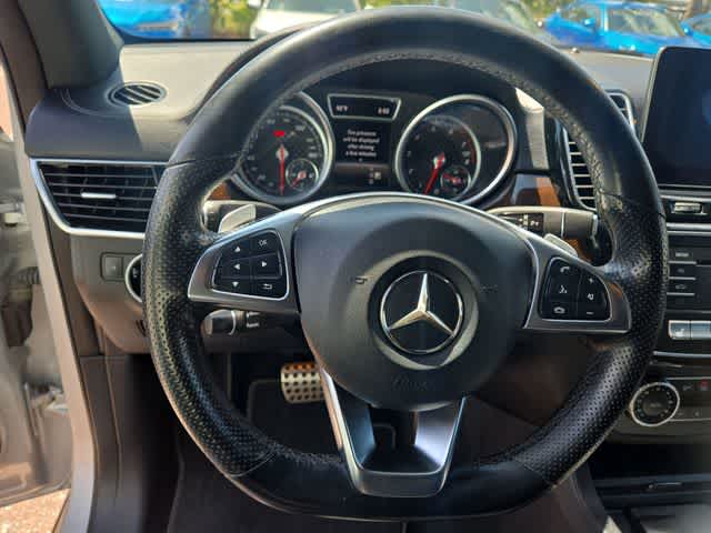 Thumbnail: 2016 Mercedes-Benz GLE - 24