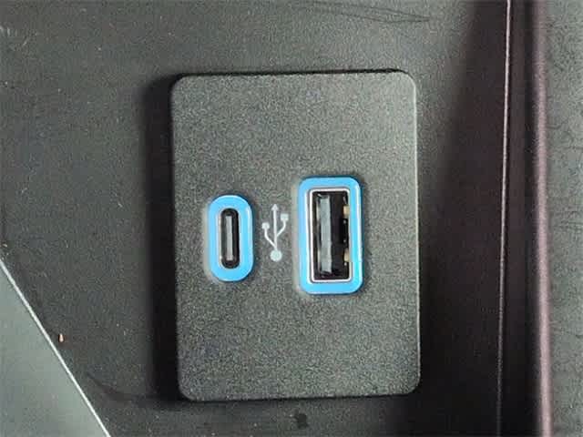 Thumbnail: 2023 Ford F-150 - 32