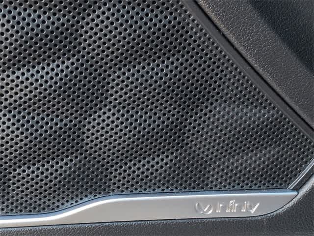 Thumbnail: 2020 Hyundai Santa Fe - 32