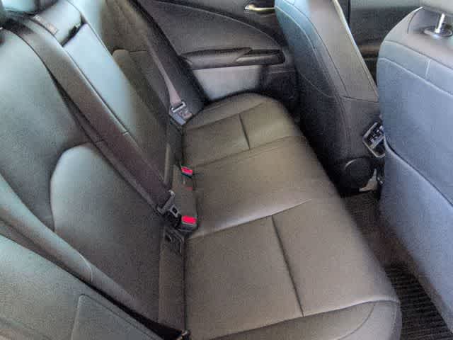 Thumbnail: 2023 Lexus UX - 22