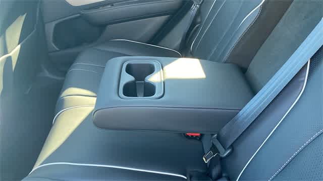 Thumbnail: 2025 Acura RDX - 32