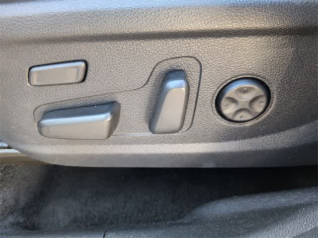 Thumbnail: 2020 Hyundai Santa Fe - 18