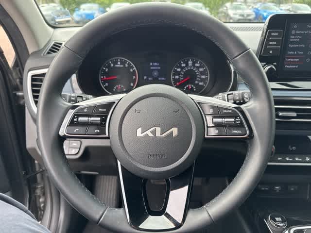 Thumbnail: 2023 Kia Seltos - 20