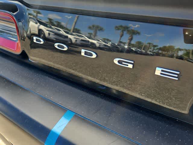 Thumbnail: 2015 Dodge Challenger - 13