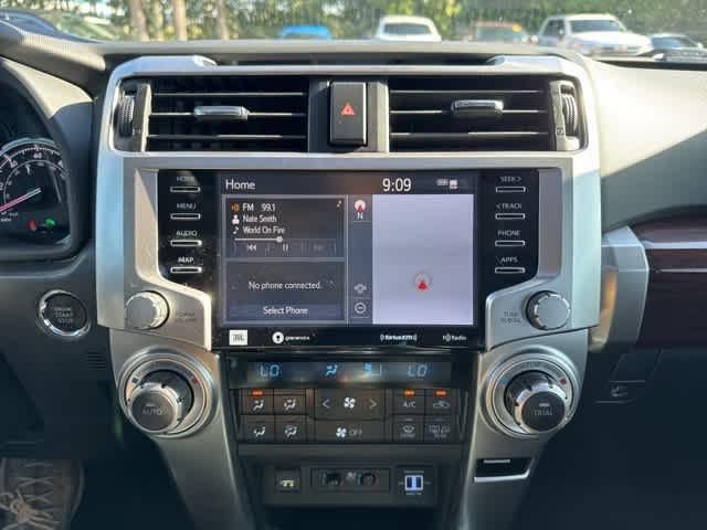 Thumbnail: 2020 Toyota 4Runner - 14