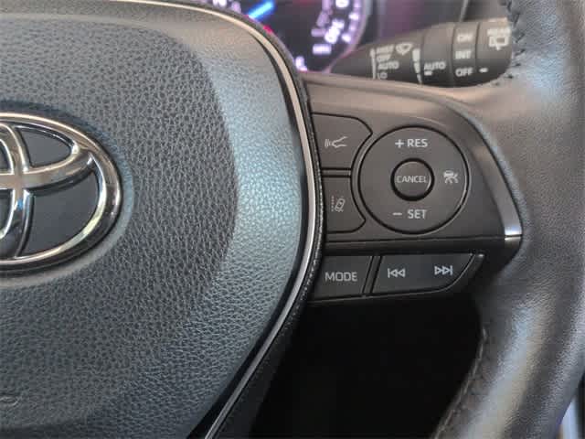 Thumbnail: 2021 Toyota RAV4 - 27