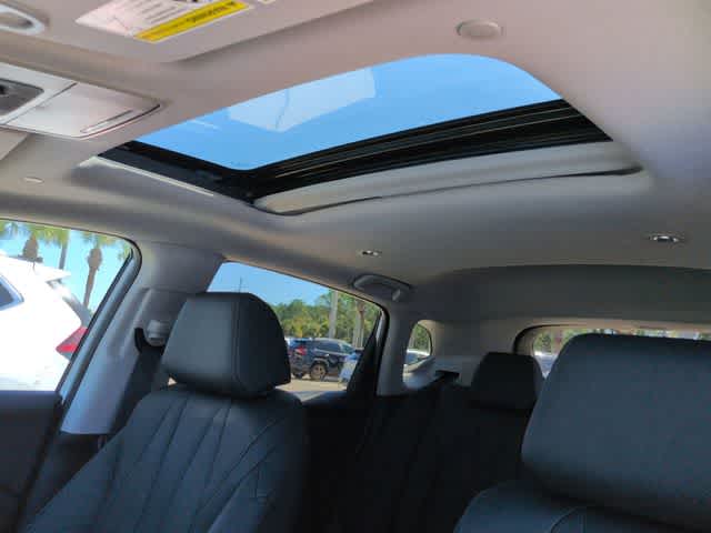 Thumbnail: 2025 Acura ADX - 19