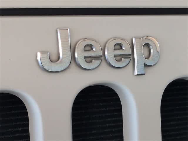 Thumbnail: 2017 Jeep Wrangler - 12