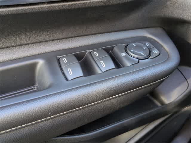 Thumbnail: 2022 GMC Terrain - 39