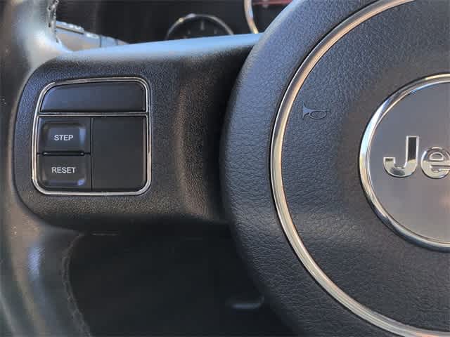 Thumbnail: 2015 Jeep Wrangler - 22