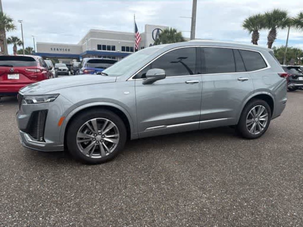 Used 2025 Cadillac XT6 FWD Premium Luxury SUV