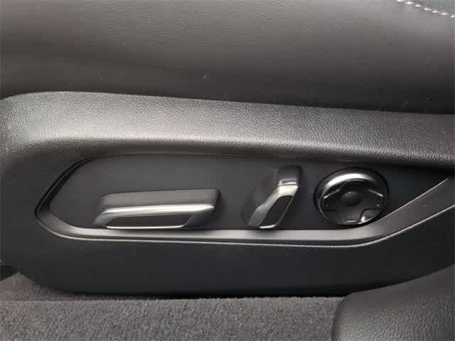 Thumbnail: 2025 Acura TLX - 18