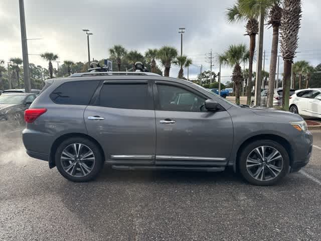 Thumbnail: 2017 Nissan Pathfinder - 6