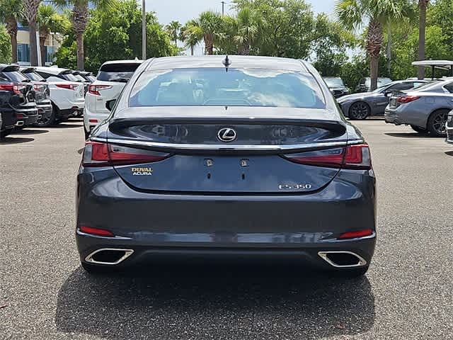 2022 Lexus ES  7