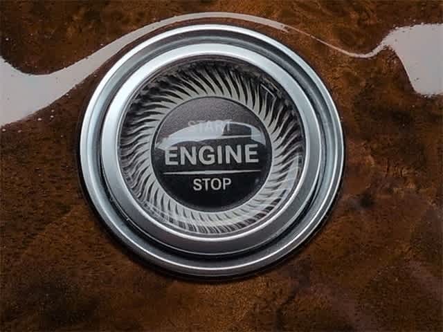 Thumbnail: 2019 Mercedes-Benz E-Class - 41