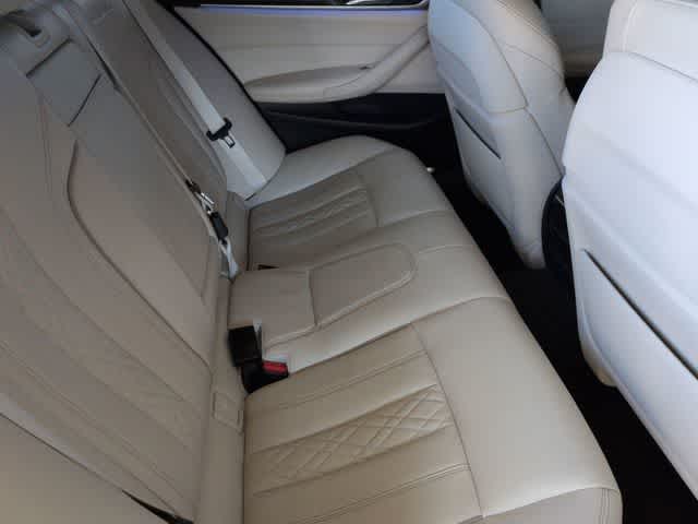 Thumbnail: 2018 BMW 5 Series - 22