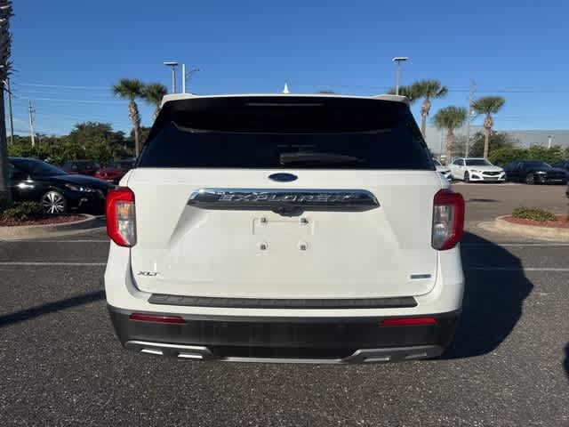 Thumbnail: 2020 Ford Explorer - 8