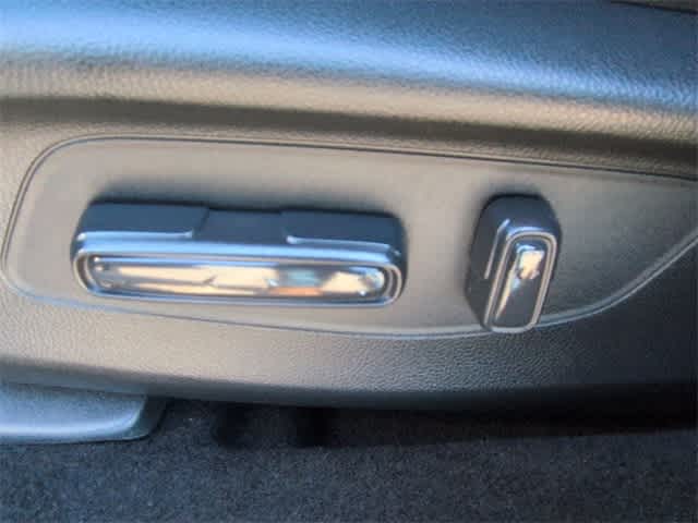 Thumbnail: 2025 Acura ADX - 18