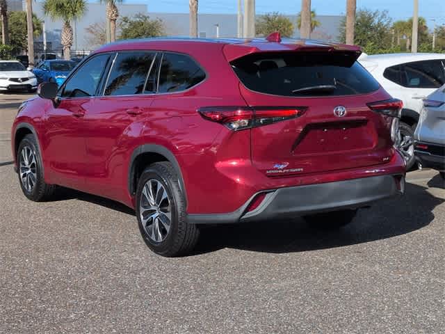 Thumbnail: 2020 Toyota Highlander - 6