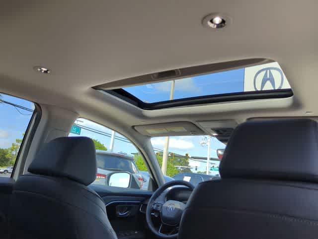 Thumbnail: 2025 Acura ADX - 23