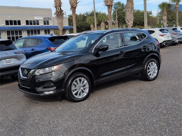 Thumbnail: 2022 Nissan Rogue Sport - 4