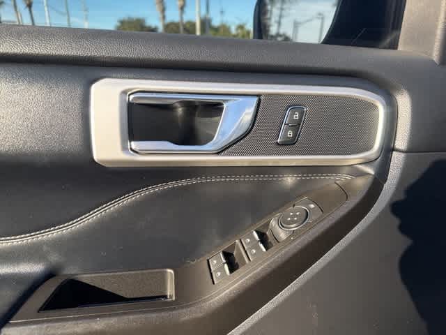 Thumbnail: 2020 Ford Explorer - 19