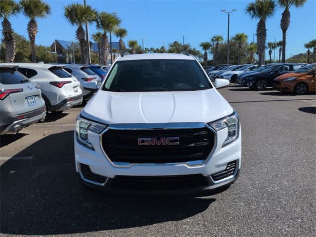 Used 2022 GMC Terrain SLE SUV
