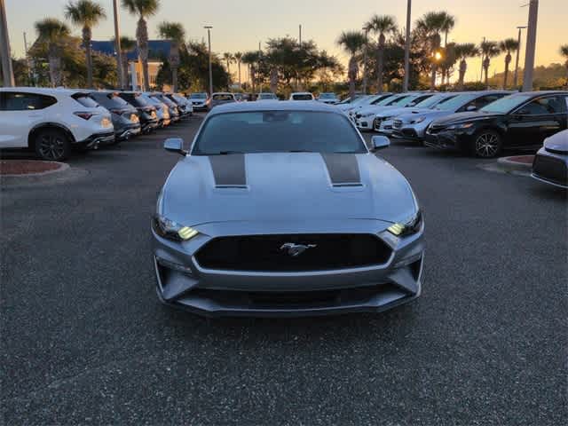 2022 Ford Mustang EcoBoost photo 3