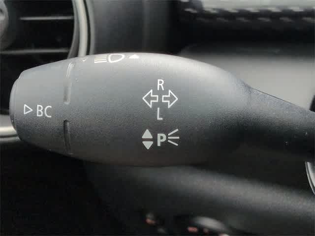 Thumbnail: 2015 MINI Cooper Hardtop - 29