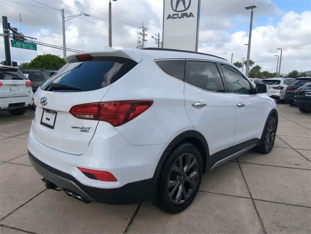 Thumbnail: 2017 Hyundai Santa Fe - 8