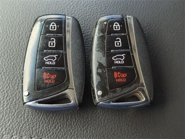 Thumbnail: 2017 Hyundai Santa Fe - 38