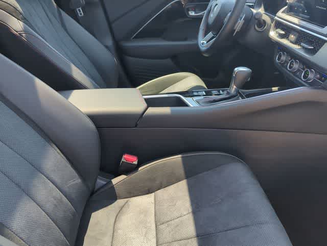 Thumbnail: 2025 Acura ADX - 24