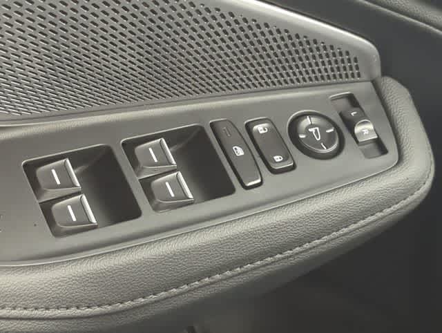 Thumbnail: 2026 Acura MDX - 42