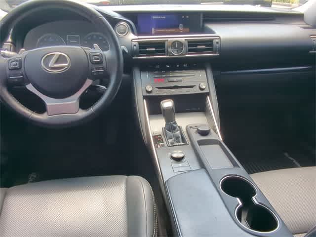 Thumbnail: 2018 Lexus IS - 15