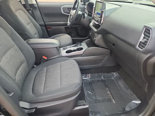 Thumbnail: 2022 Ford Bronco Sport - 22