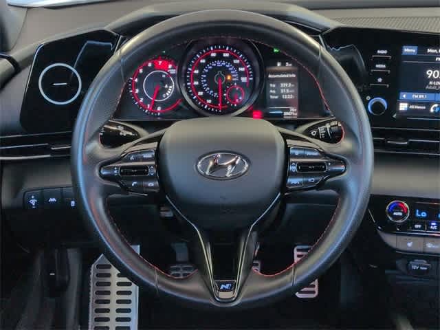 Thumbnail: 2022 Hyundai Elantra - 25