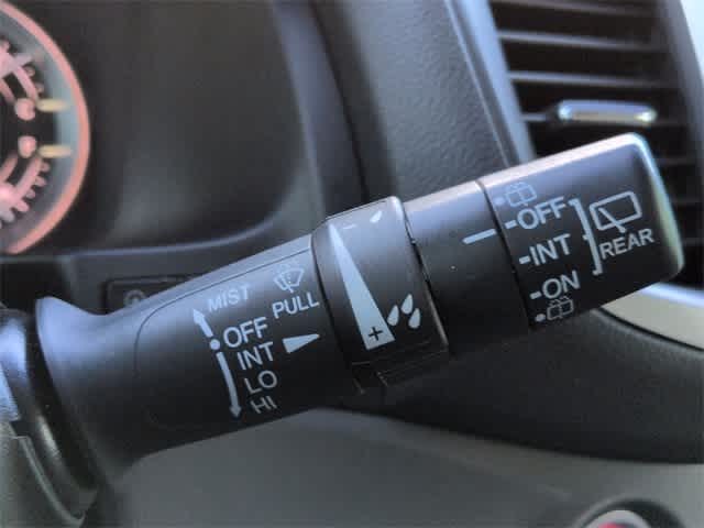 Thumbnail: 2017 Honda Pilot - 28