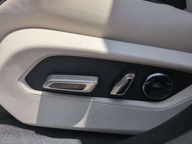 Thumbnail: 2026 Acura RDX - 17