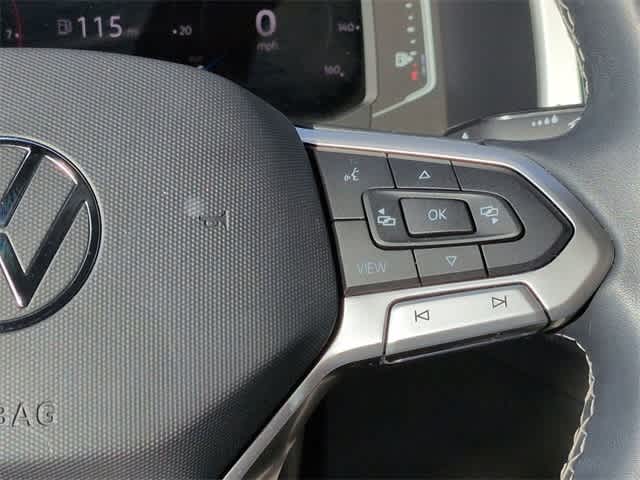 Thumbnail: 2022 Volkswagen Atlas - 24