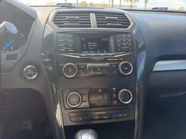 Thumbnail: 2019 Ford Explorer - 15