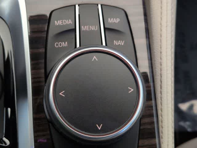 Thumbnail: 2018 BMW 5 Series - 41