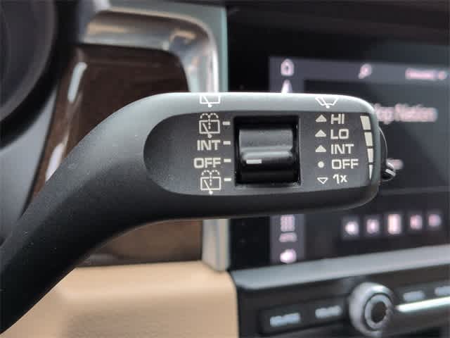 Thumbnail: 2021 Porsche Macan - 27