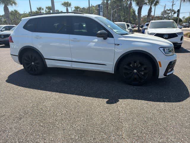 Thumbnail: 2020 Volkswagen Tiguan - 8