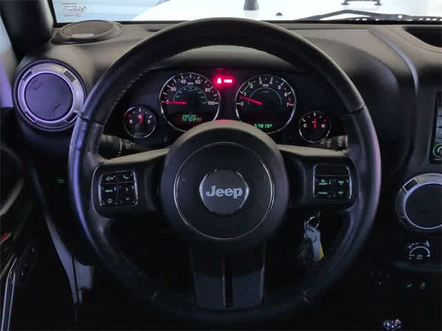 Thumbnail: 2017 Jeep Wrangler - 23