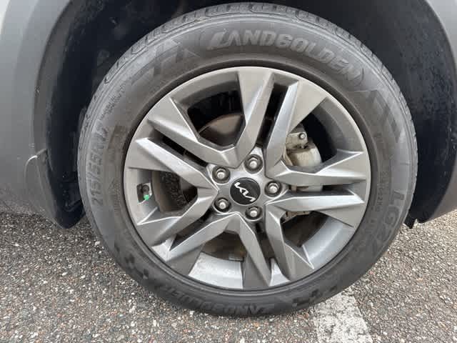 Thumbnail: 2023 Kia Seltos - 12