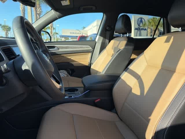 Thumbnail: 2021 Volkswagen Atlas - 12