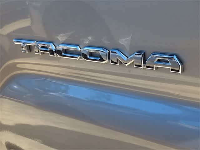 Thumbnail: 2021 Toyota Tacoma - 13