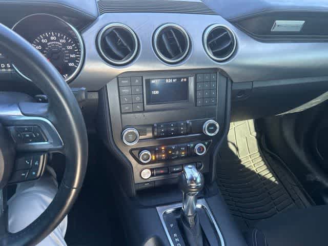 Thumbnail: 2022 Ford Mustang - 22